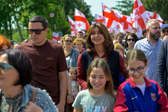 რუსთავში ოჯახის სიწმინდისა და მშობლების პატივისცემის დღე მასშტაბური მსვლელობით აღინიშნა