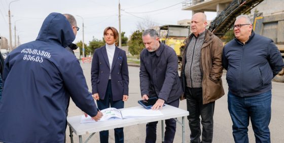 რუსთავში, ურბანულად ერთ-ერთი ყველაზე დატვირთული – ლეონიძის სახელობის ქუჩის რეაბილიტაცია დაიწყო