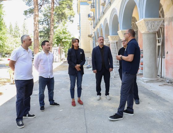 რუსთავში, სპორტის ქუჩაზე არსებულ ისტორიულ შენობას რესტავრაცია-რეაბილიტაცია უტარდება